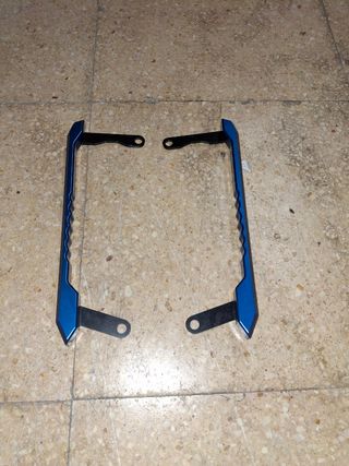 Agarraderas MT 09 aluminio