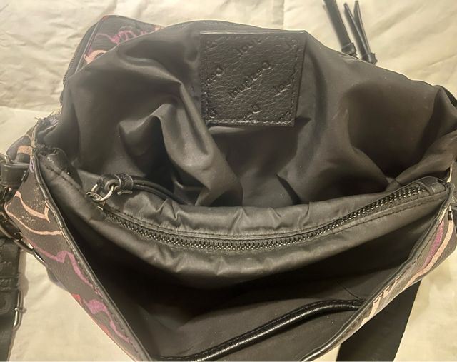 BOLSO BANDOLERA DESIGUAL