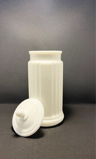 Albarelo o tarro de farmacia en opalina