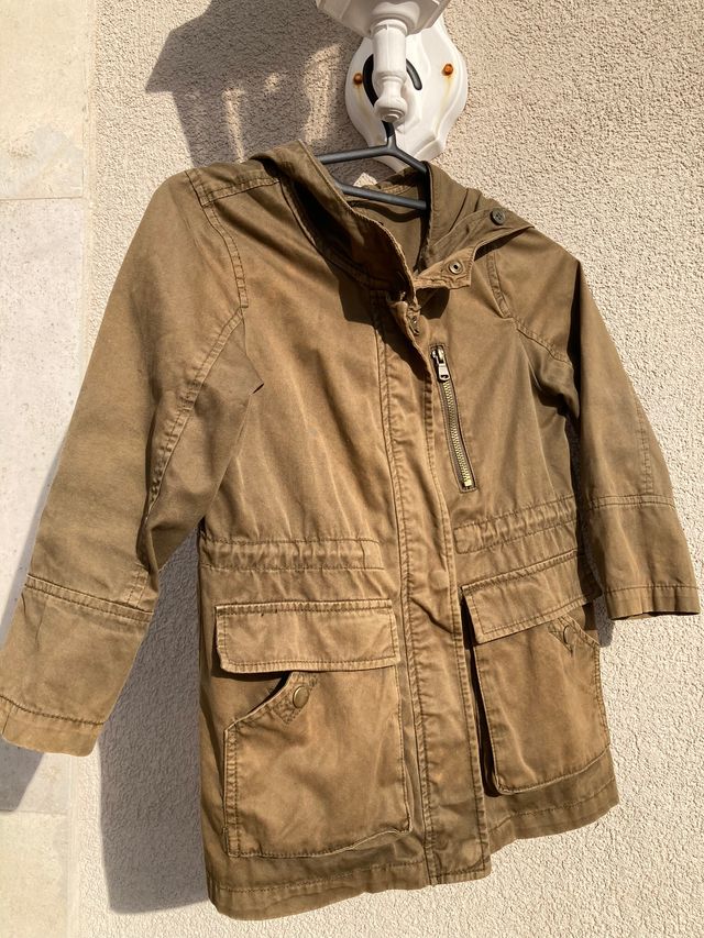 Parka ligera trench Zara niña Talla 6 años