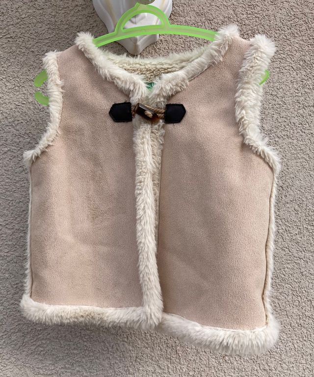 Chaleco imitación piel