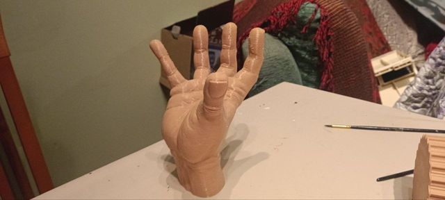 Mano Miércoles Tamaño Real 3D