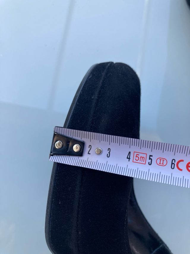 Zapatos salón Ante Negro