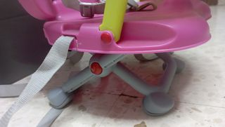 Trona infantil portátil