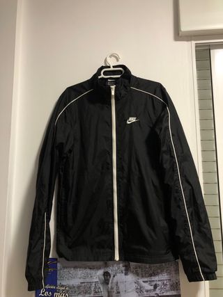Chaqueta Nike negra Talla XS 