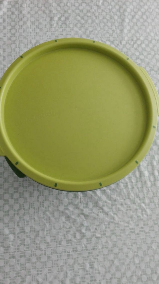 Microvapor tupperware