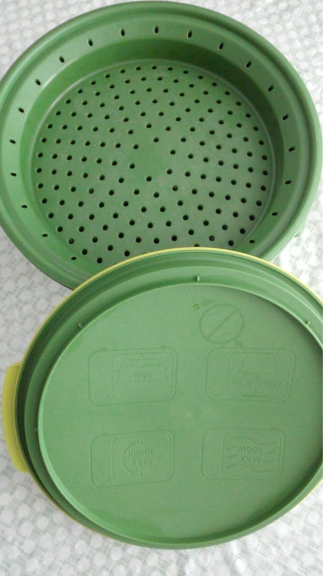 Microvapor tupperware