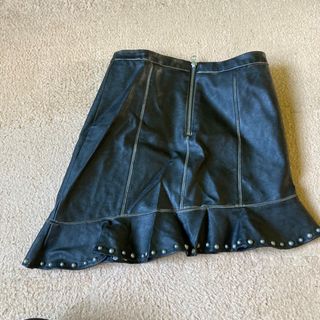 Falda estilo cuero Zara talla XS 34