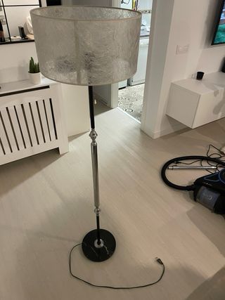 Lampara de pie