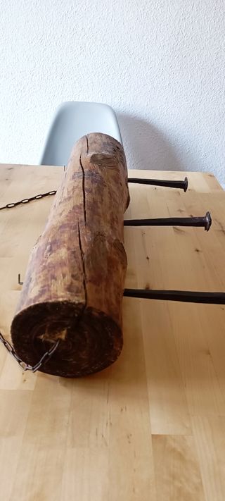 Perchero Rústico Antiguo Madera con Clavos Forja