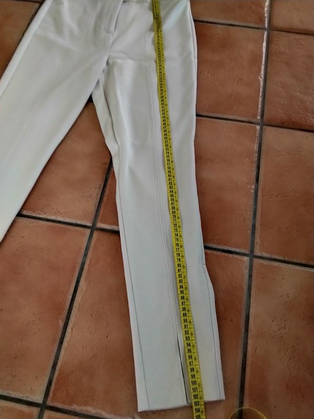 Pantalón mujer con aberturas en las piernas