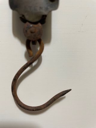 Antica e storica stadera a mano pesa sacchi
