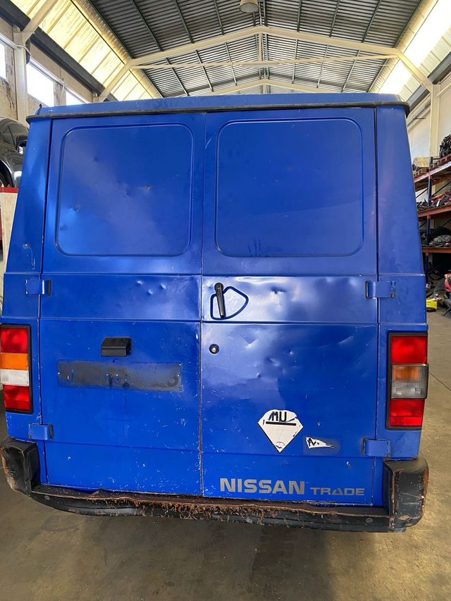 Despiece nissan trade 2002