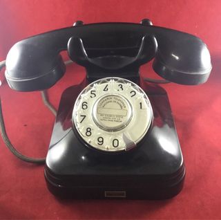 Antiguo teléfono baquelita Standard Elėctrica CTNE