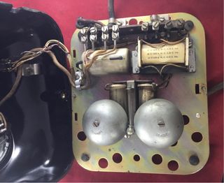 Antiguo teléfono baquelita Standard Elėctrica CTNE