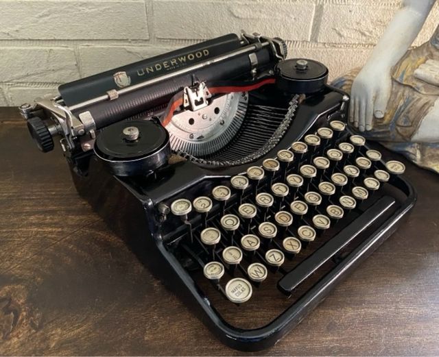 Underwod macchina da scrivere Portatile Del 1920” 