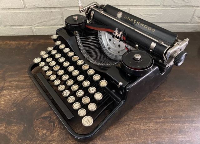Underwod macchina da scrivere Portatile Del 1920” 