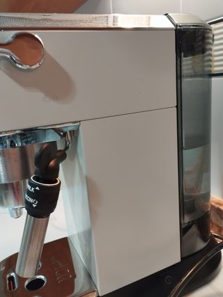 Cafetera eléctrica DēLonghhi