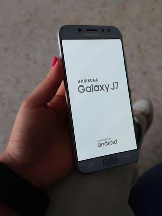 Samsung Galaxy J7 (2017)