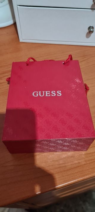 Reloj Guess Mujer Dorado