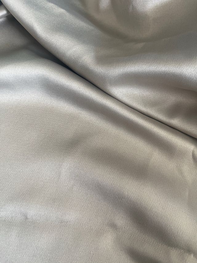 Tessuto raso e cotone