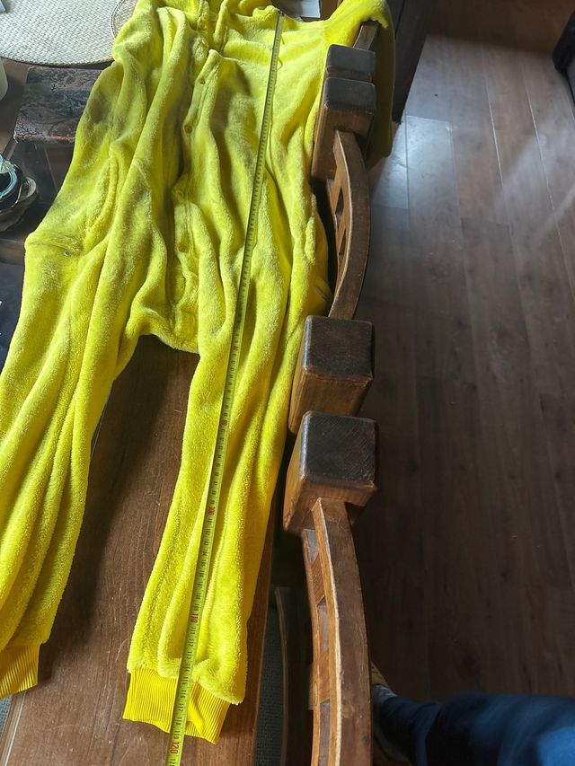 Pijama picachu entero capucha pelo