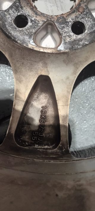 Llantas Enkei 16" Subaru Impreza R