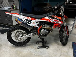 Vendo Ktm 350 sxf 2019 con muchos extras 