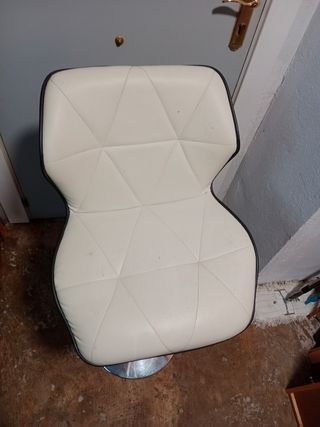 Taburete regulable