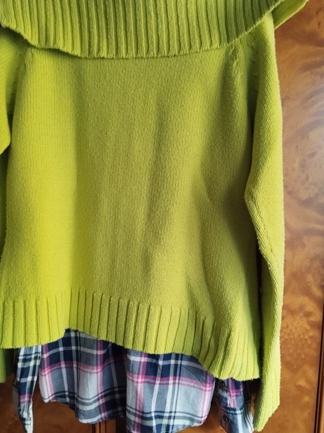 Sudadera y camisa talla M