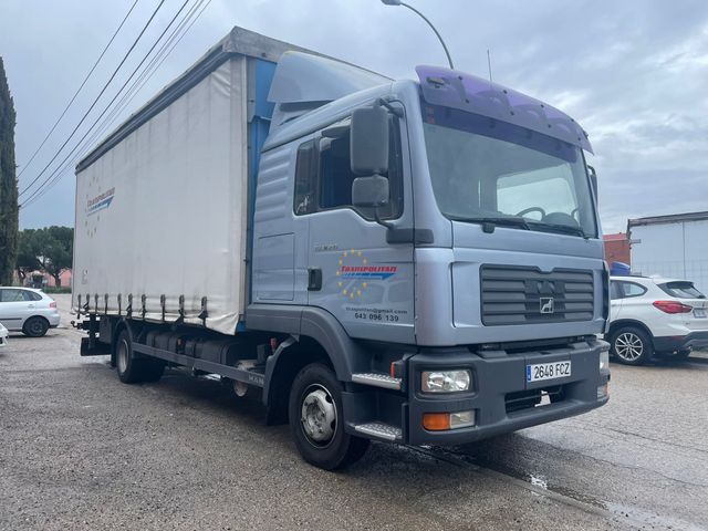 MAN TGL 12.210 CAMION