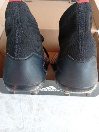 OPORTUNIDAD Zapatillas Botas de Tacos FUTBOL Adi