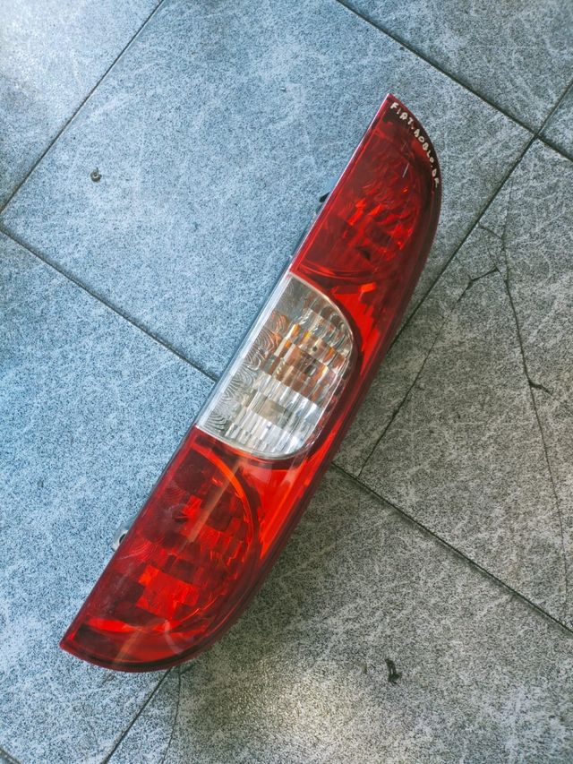 Pilotos Fiat doblo 40€ cada uno