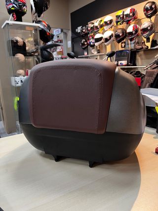 Baul 37L PIAGGIO GRIS 785A XEE