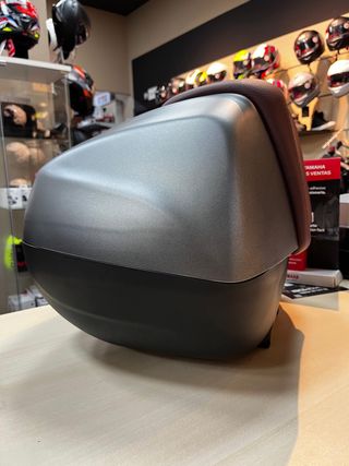 Baul 37L PIAGGIO GRIS 785A XEE
