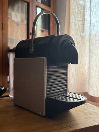 Cafetera Delonghi Nexpresso Cápsulas