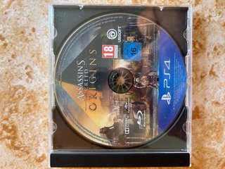 PlayStation 4 1 Tb con mando, cable y juegos