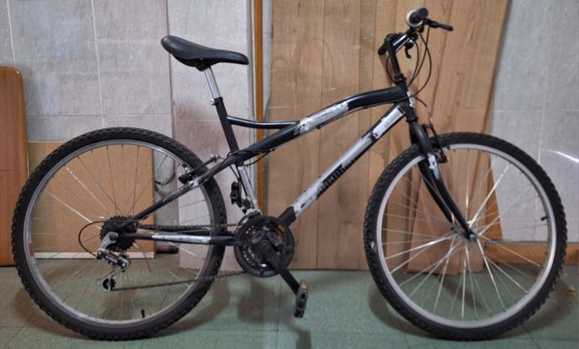 Bicicleta 21 velocidades Shimano.