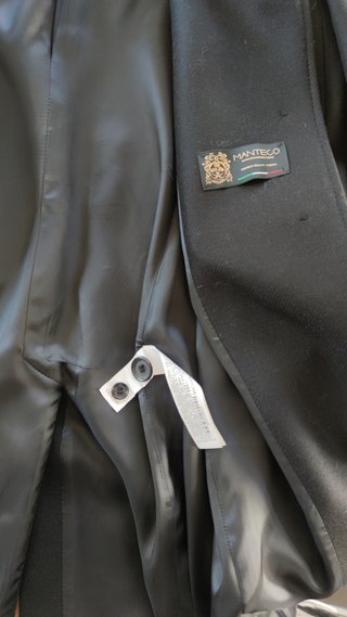 Abrigo negro mujer Zara