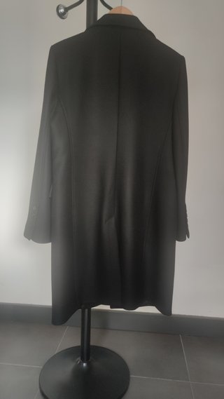 Abrigo negro mujer Zara