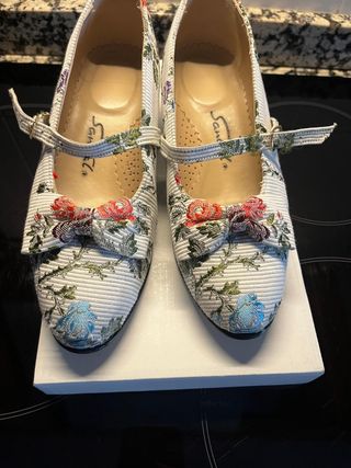 Zapatos fallera talla 34