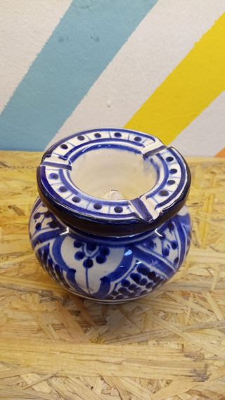 Cenicero árabe talla L