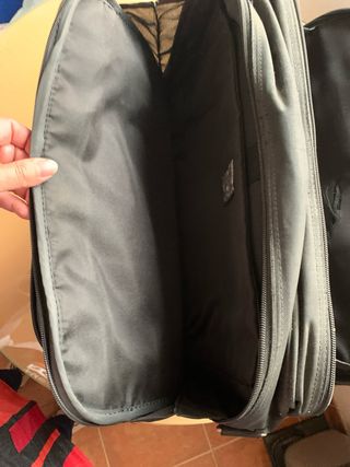 Cartera porta documentos.