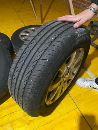 Llantas golf mk5 16” con neumaticos