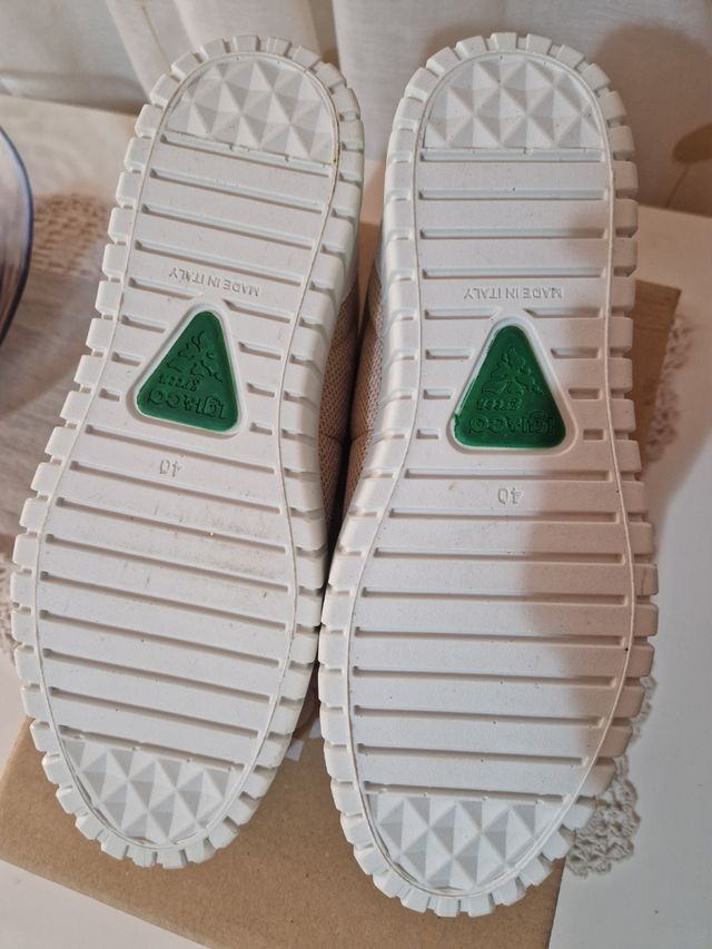 Sneakeers Igi&Co N.40