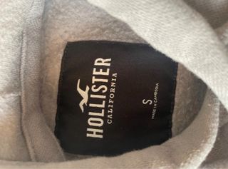 sudadera gris hollister