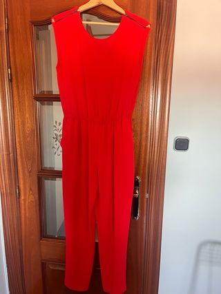 Mono rojo Zara
