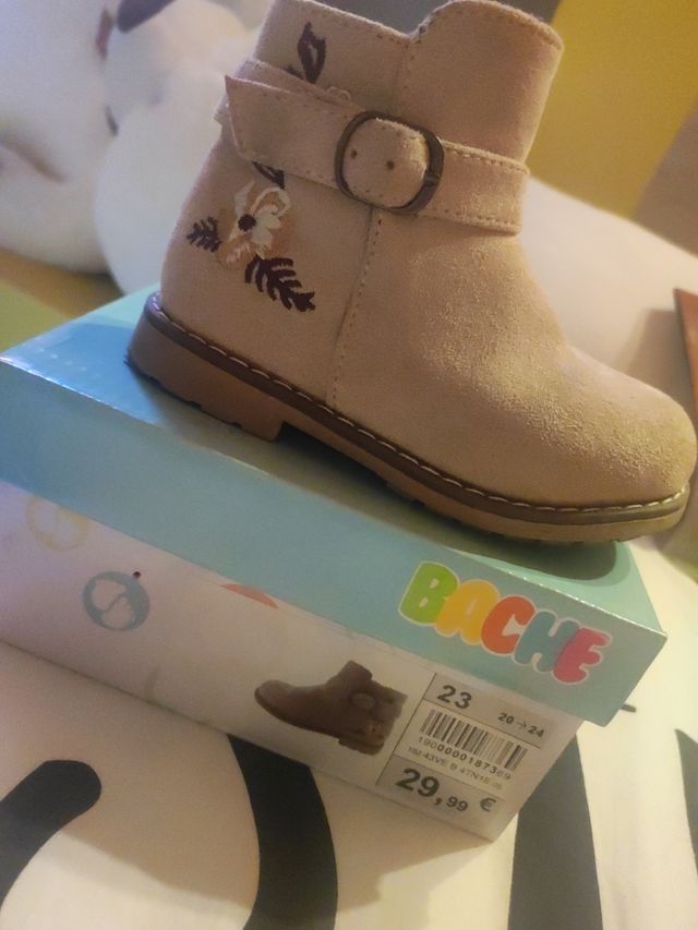 Botas marrones hebilla