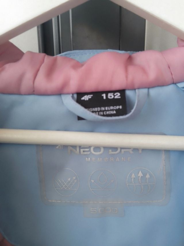 Abrigo 4F - talla 152