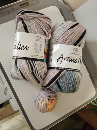 Filato di Lana Acrilica Sfumata